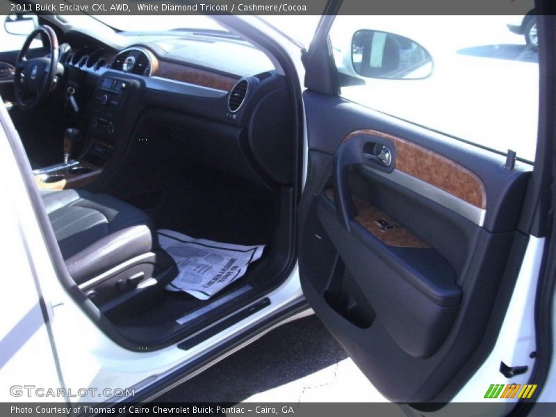 White Diamond Tricoat / Cashmere/Cocoa 2011 Buick Enclave CXL AWD