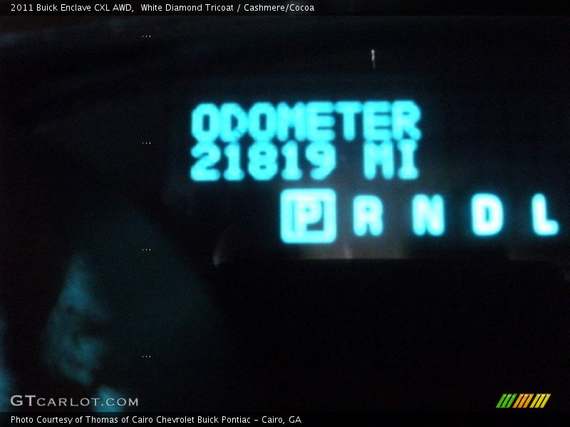 White Diamond Tricoat / Cashmere/Cocoa 2011 Buick Enclave CXL AWD