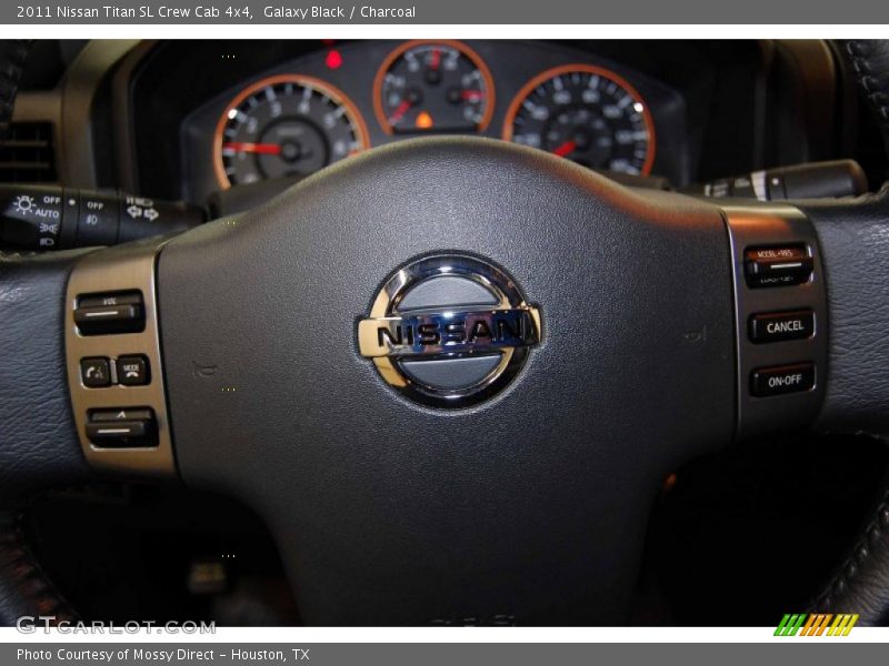 Galaxy Black / Charcoal 2011 Nissan Titan SL Crew Cab 4x4