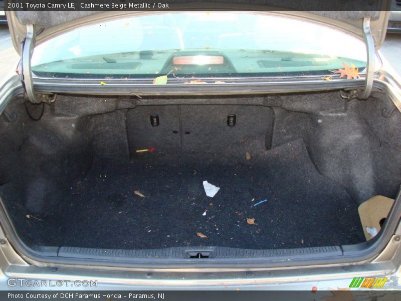 Cashmere Beige Metallic / Oak 2001 Toyota Camry LE