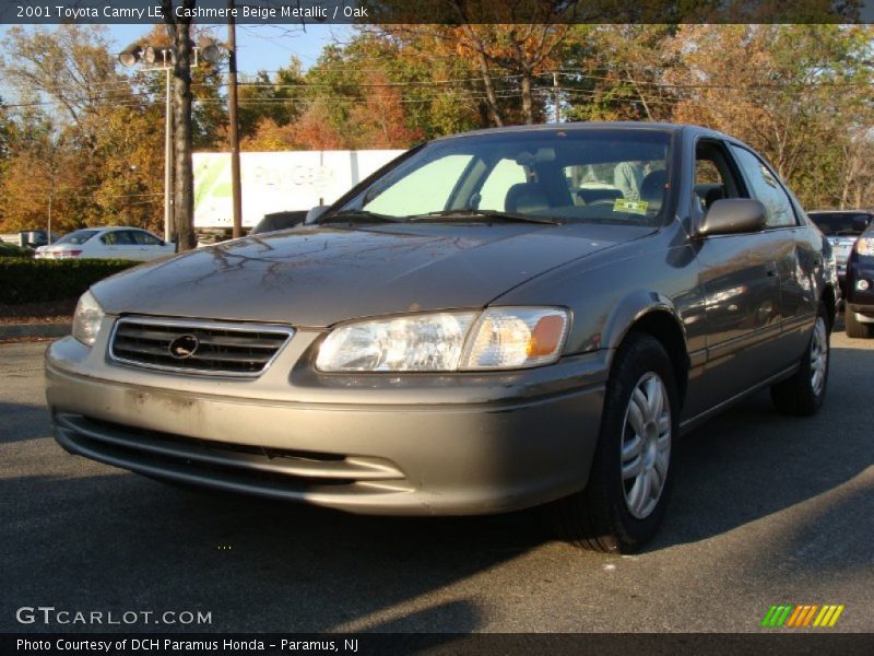 Cashmere Beige Metallic / Oak 2001 Toyota Camry LE