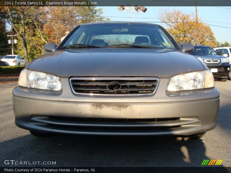 Cashmere Beige Metallic / Oak 2001 Toyota Camry LE