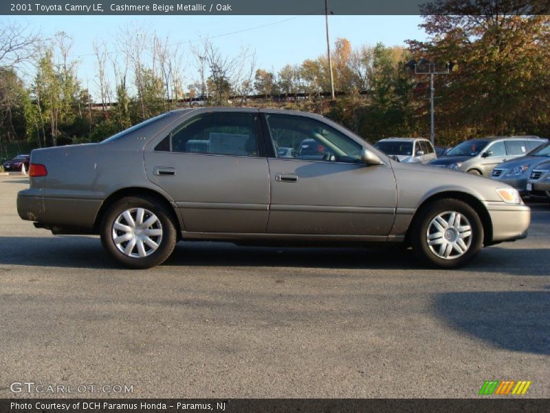Cashmere Beige Metallic / Oak 2001 Toyota Camry LE