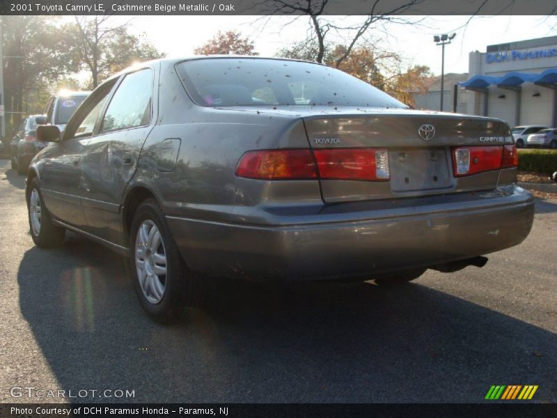 Cashmere Beige Metallic / Oak 2001 Toyota Camry LE