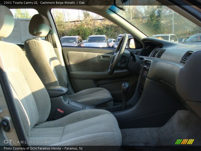 Cashmere Beige Metallic / Oak 2001 Toyota Camry LE