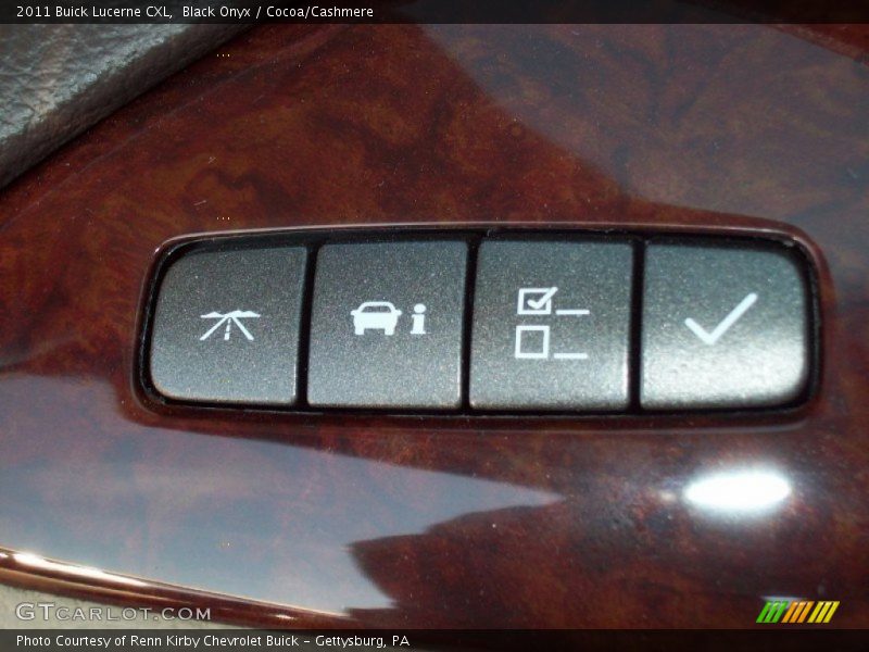 Black Onyx / Cocoa/Cashmere 2011 Buick Lucerne CXL