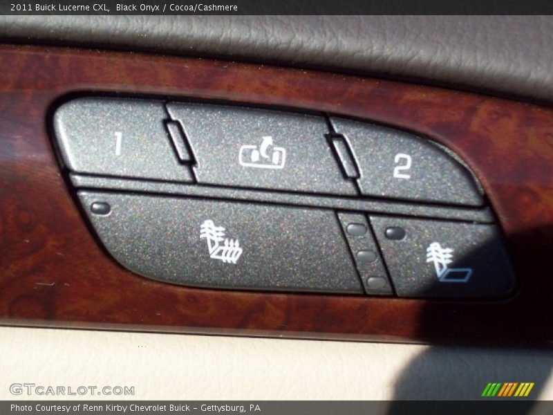 Black Onyx / Cocoa/Cashmere 2011 Buick Lucerne CXL