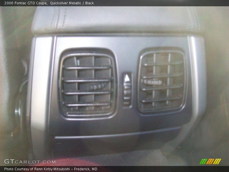 Quicksilver Metallic / Black 2006 Pontiac GTO Coupe