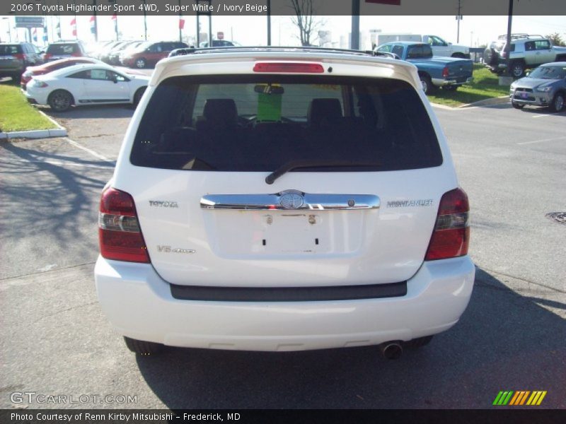 Super White / Ivory Beige 2006 Toyota Highlander Sport 4WD