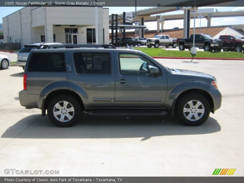 Storm Gray Metallic / Desert 2005 Nissan Pathfinder LE