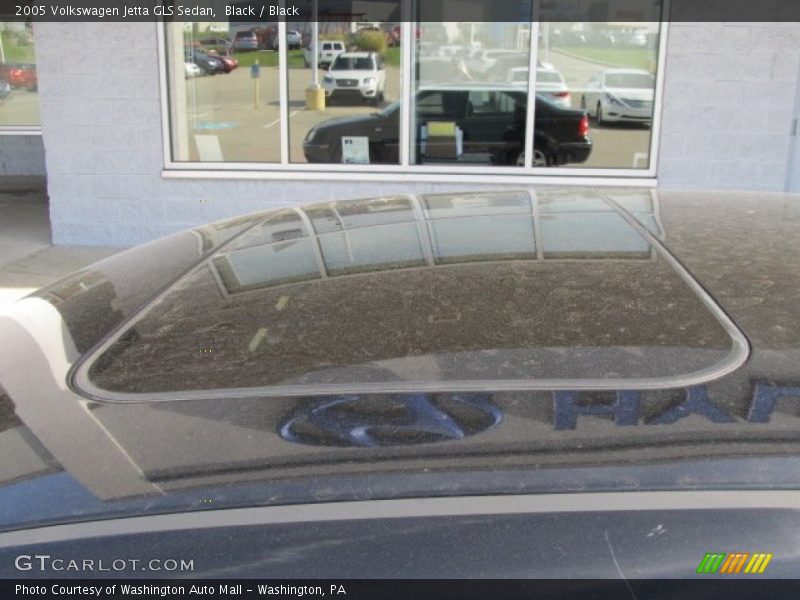 Black / Black 2005 Volkswagen Jetta GLS Sedan
