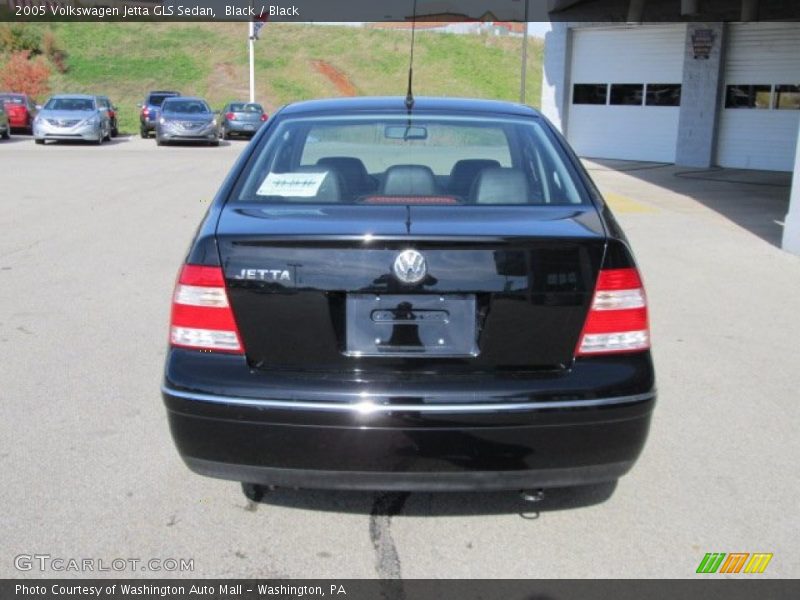 Black / Black 2005 Volkswagen Jetta GLS Sedan