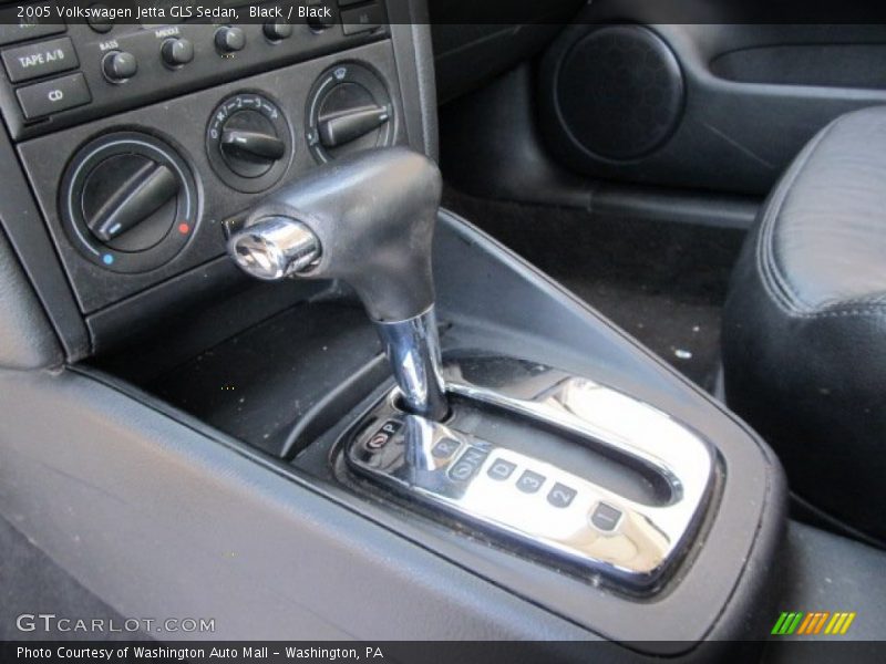 Black / Black 2005 Volkswagen Jetta GLS Sedan