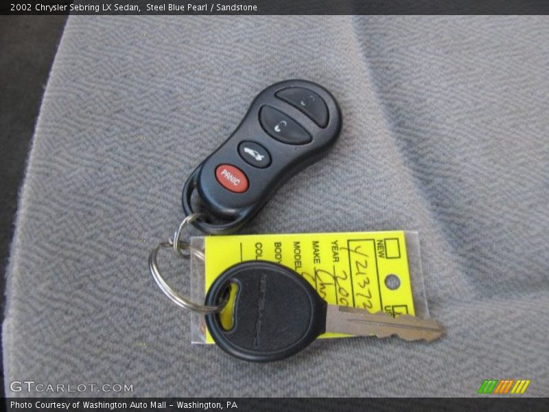 Keys of 2002 Sebring LX Sedan