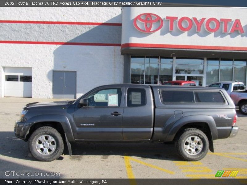Magnetic Gray Metallic / Graphite Gray 2009 Toyota Tacoma V6 TRD Access Cab 4x4