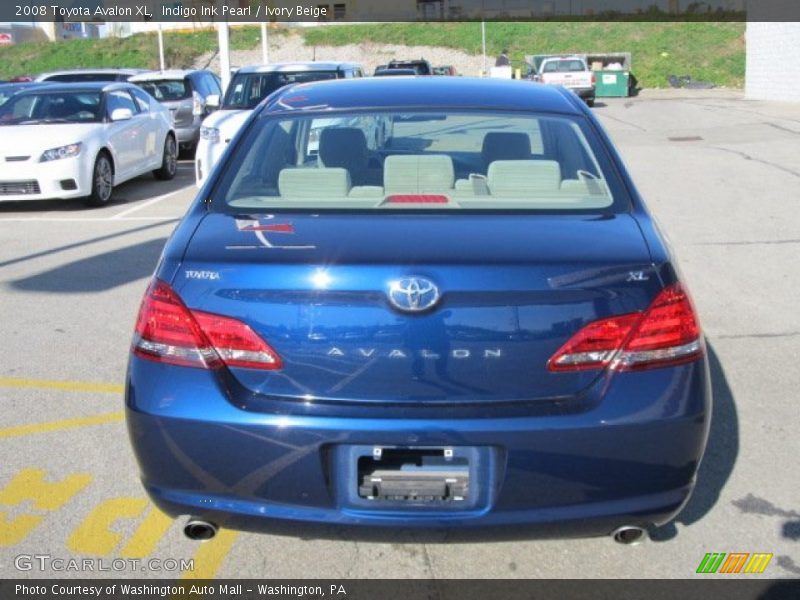 Indigo Ink Pearl / Ivory Beige 2008 Toyota Avalon XL