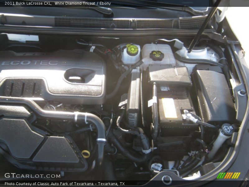 White Diamond Tricoat / Ebony 2011 Buick LaCrosse CXL