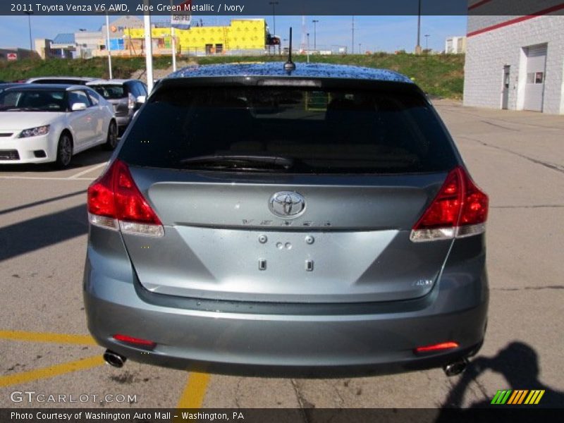 Aloe Green Metallic / Ivory 2011 Toyota Venza V6 AWD