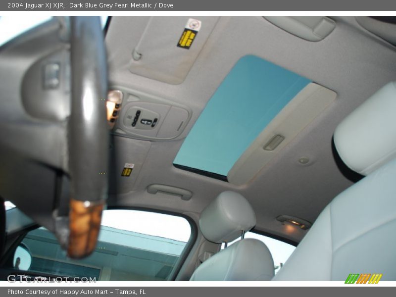Sunroof of 2004 XJ XJR