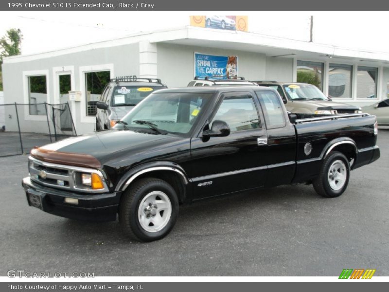 Black / Gray 1995 Chevrolet S10 LS Extended Cab