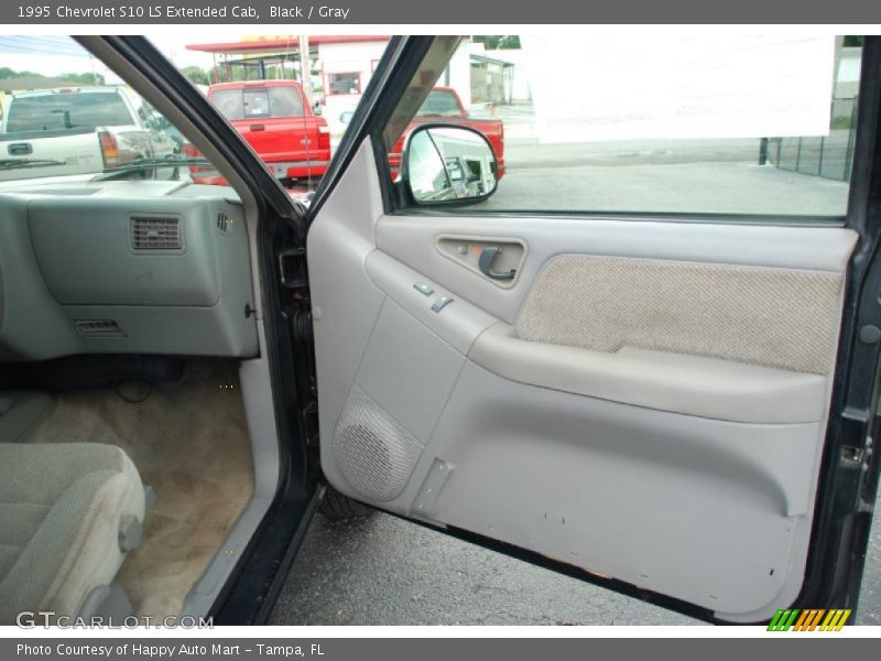 Door Panel of 1995 S10 LS Extended Cab