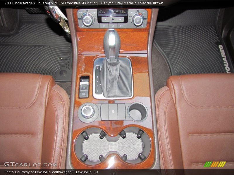  2011 Touareg VR6 FSI Executive 4XMotion 8 Speed Tiptronic Automatic Shifter