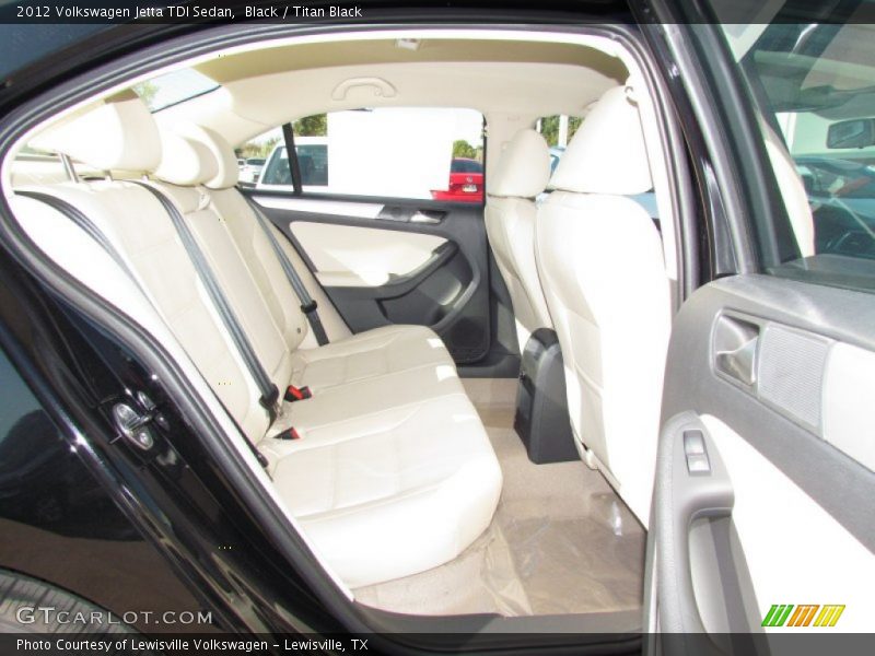 Black / Titan Black 2012 Volkswagen Jetta TDI Sedan