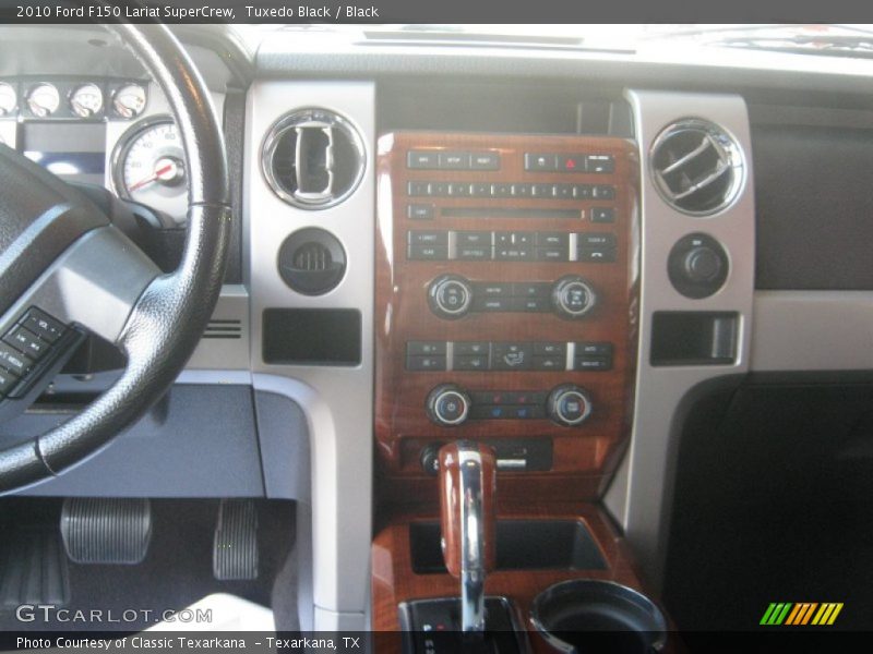 Tuxedo Black / Black 2010 Ford F150 Lariat SuperCrew
