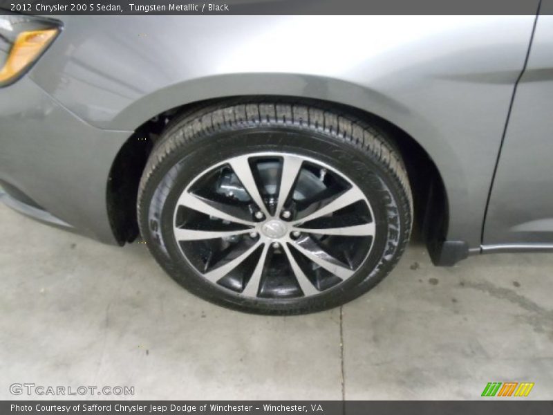 Tungsten Metallic / Black 2012 Chrysler 200 S Sedan