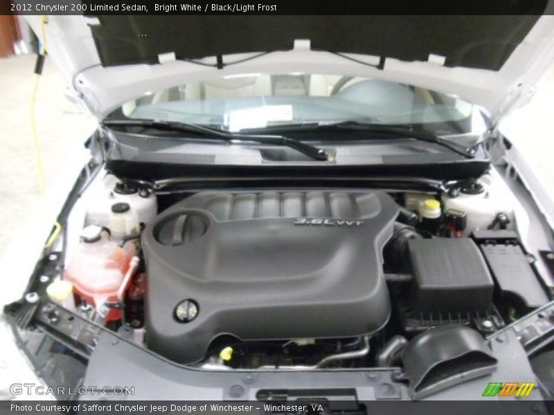Bright White / Black/Light Frost 2012 Chrysler 200 Limited Sedan