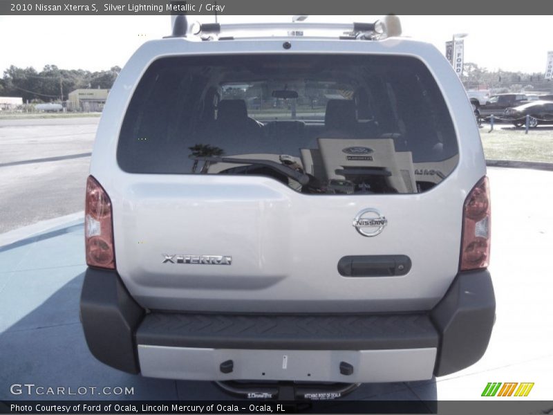 Silver Lightning Metallic / Gray 2010 Nissan Xterra S