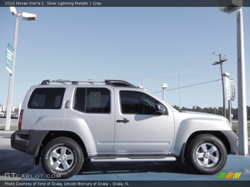 Silver Lightning Metallic / Gray 2010 Nissan Xterra S