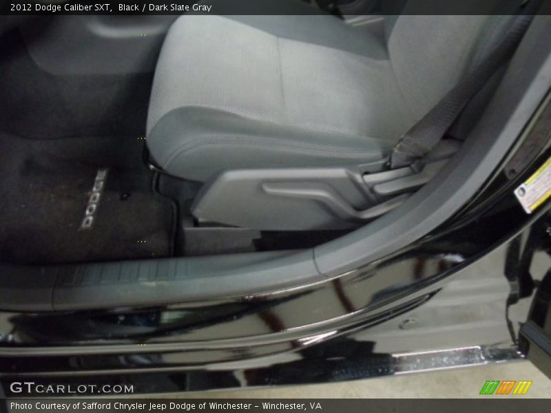 Black / Dark Slate Gray 2012 Dodge Caliber SXT