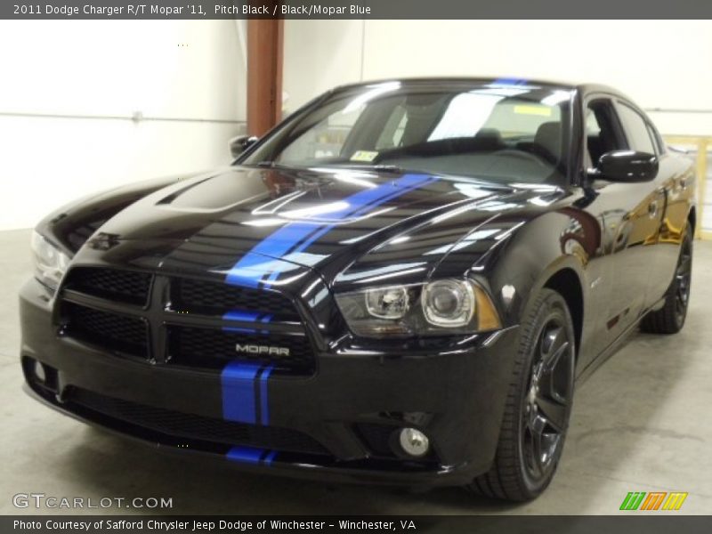 Pitch Black / Black/Mopar Blue 2011 Dodge Charger R/T Mopar '11