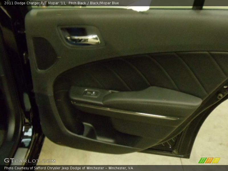 Pitch Black / Black/Mopar Blue 2011 Dodge Charger R/T Mopar '11