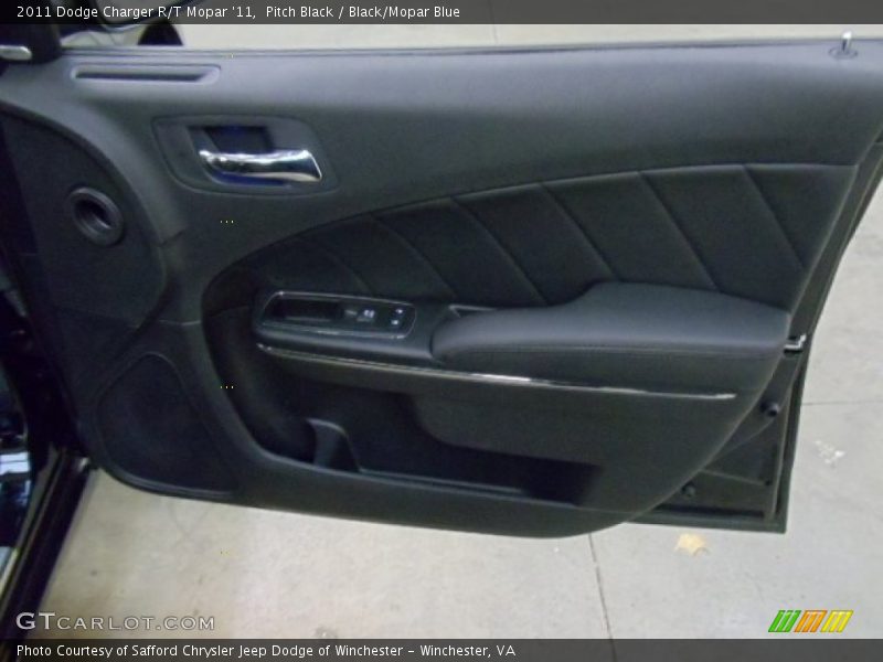 Pitch Black / Black/Mopar Blue 2011 Dodge Charger R/T Mopar '11