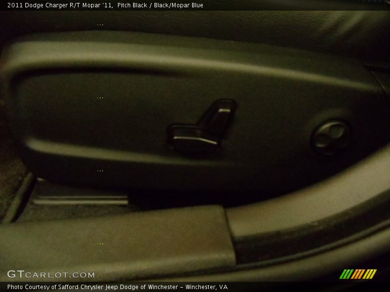 Pitch Black / Black/Mopar Blue 2011 Dodge Charger R/T Mopar '11