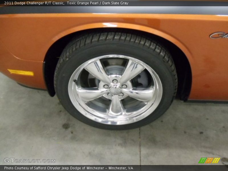 Toxic Orange Pearl / Dark Slate Gray 2011 Dodge Challenger R/T Classic