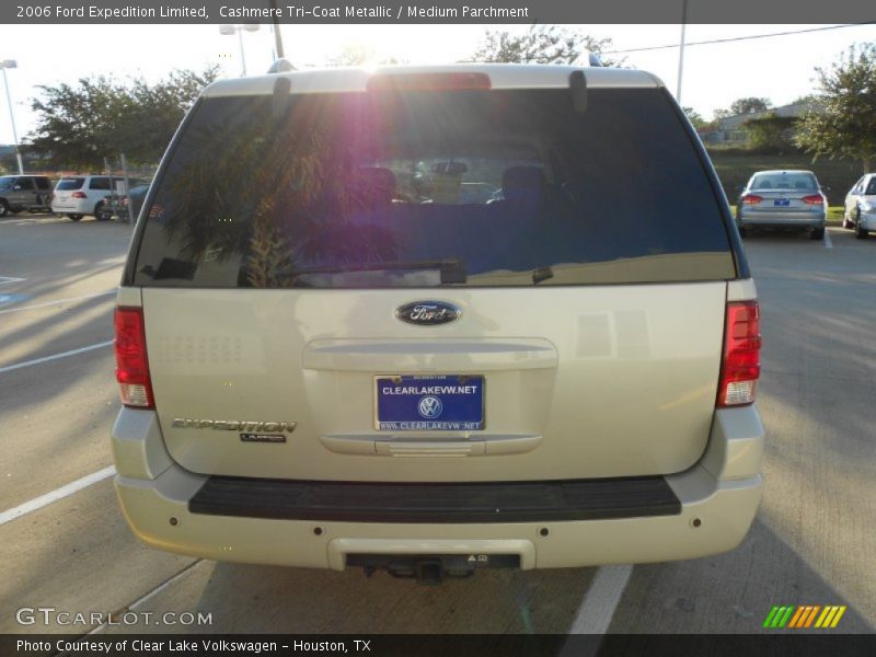 Cashmere Tri-Coat Metallic / Medium Parchment 2006 Ford Expedition Limited