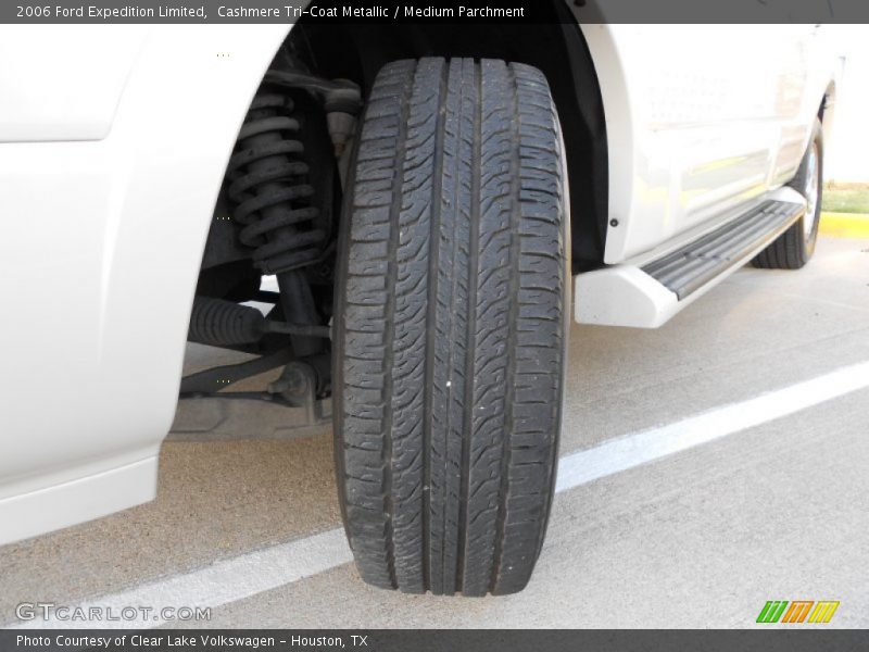 Cashmere Tri-Coat Metallic / Medium Parchment 2006 Ford Expedition Limited