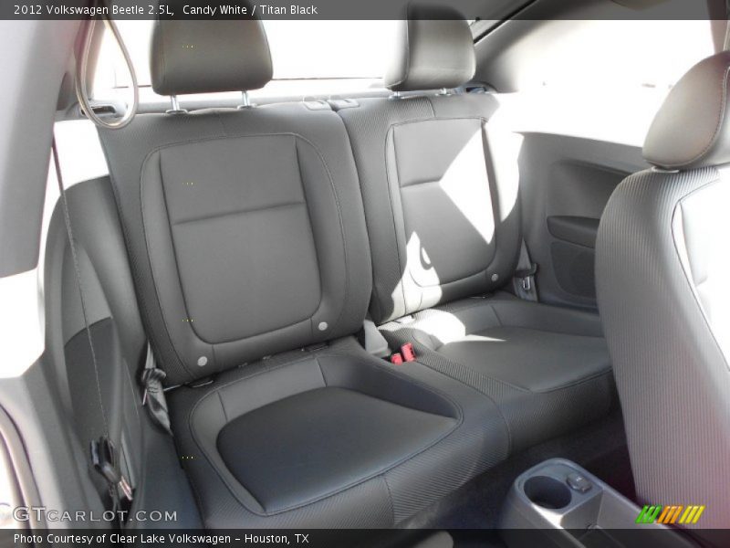 Candy White / Titan Black 2012 Volkswagen Beetle 2.5L