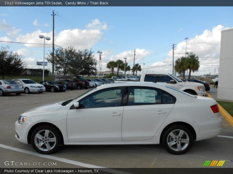 Candy White / Titan Black 2012 Volkswagen Jetta TDI Sedan