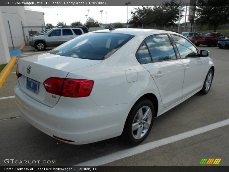 Candy White / Titan Black 2012 Volkswagen Jetta TDI Sedan