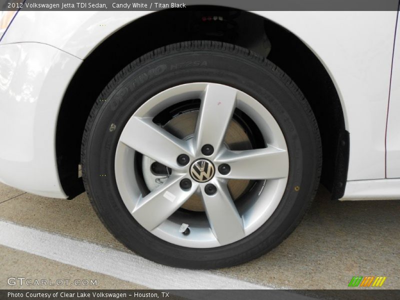 Candy White / Titan Black 2012 Volkswagen Jetta TDI Sedan