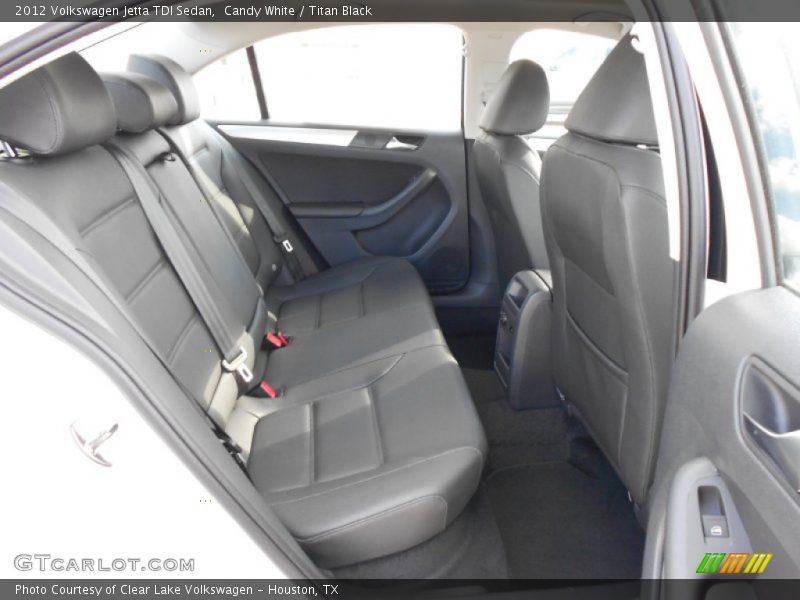 Candy White / Titan Black 2012 Volkswagen Jetta TDI Sedan