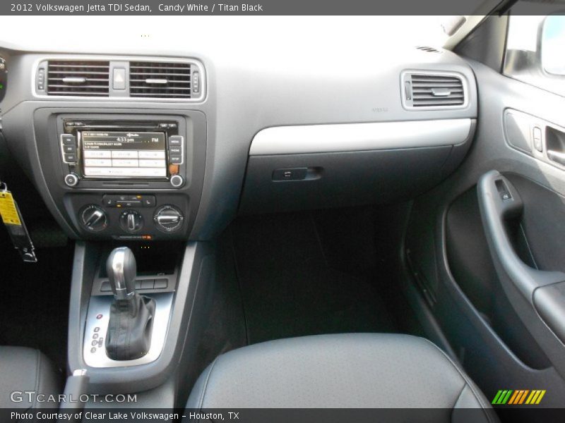 Candy White / Titan Black 2012 Volkswagen Jetta TDI Sedan