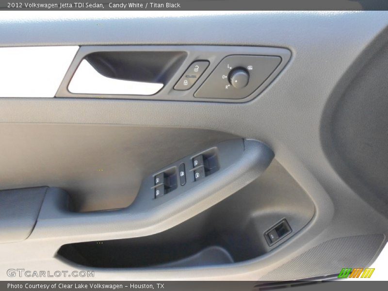 Candy White / Titan Black 2012 Volkswagen Jetta TDI Sedan