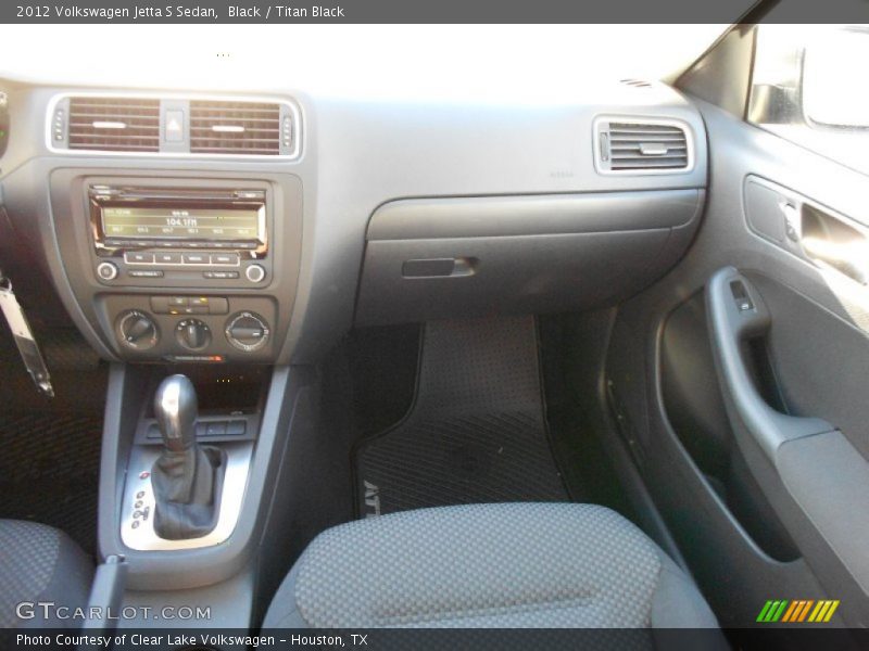 Black / Titan Black 2012 Volkswagen Jetta S Sedan