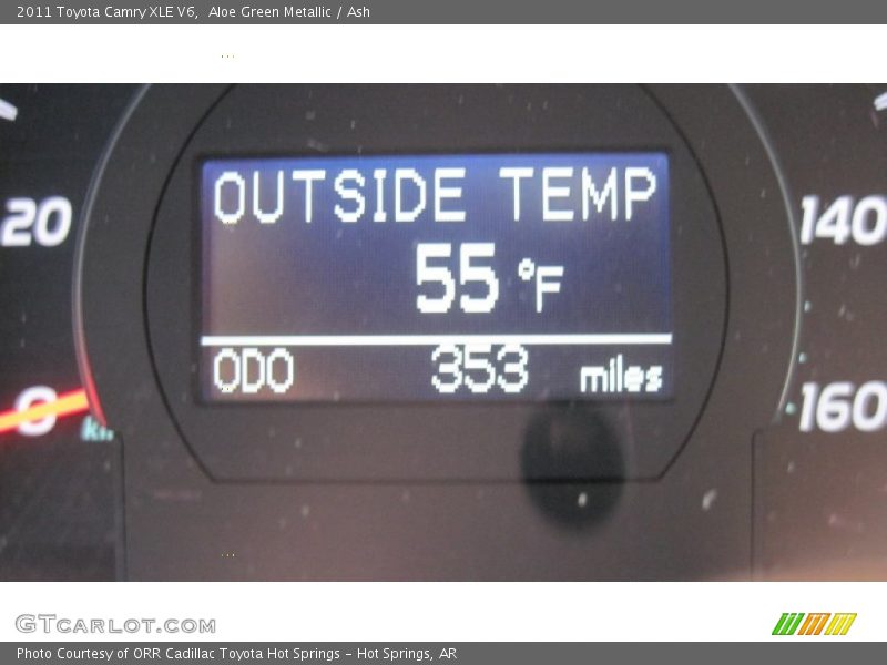 Aloe Green Metallic / Ash 2011 Toyota Camry XLE V6