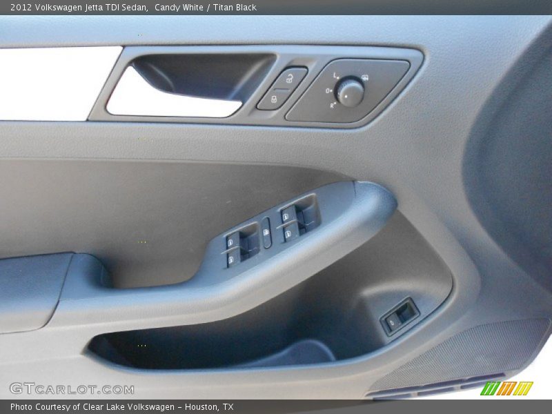 Candy White / Titan Black 2012 Volkswagen Jetta TDI Sedan